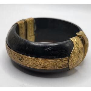 Vintage Indian Carved Water Buffalo Horn Bracelet Brass Hinged Bangle Boho